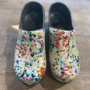 dansko multi color size 39